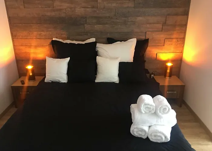 Maria * 曼加利亚